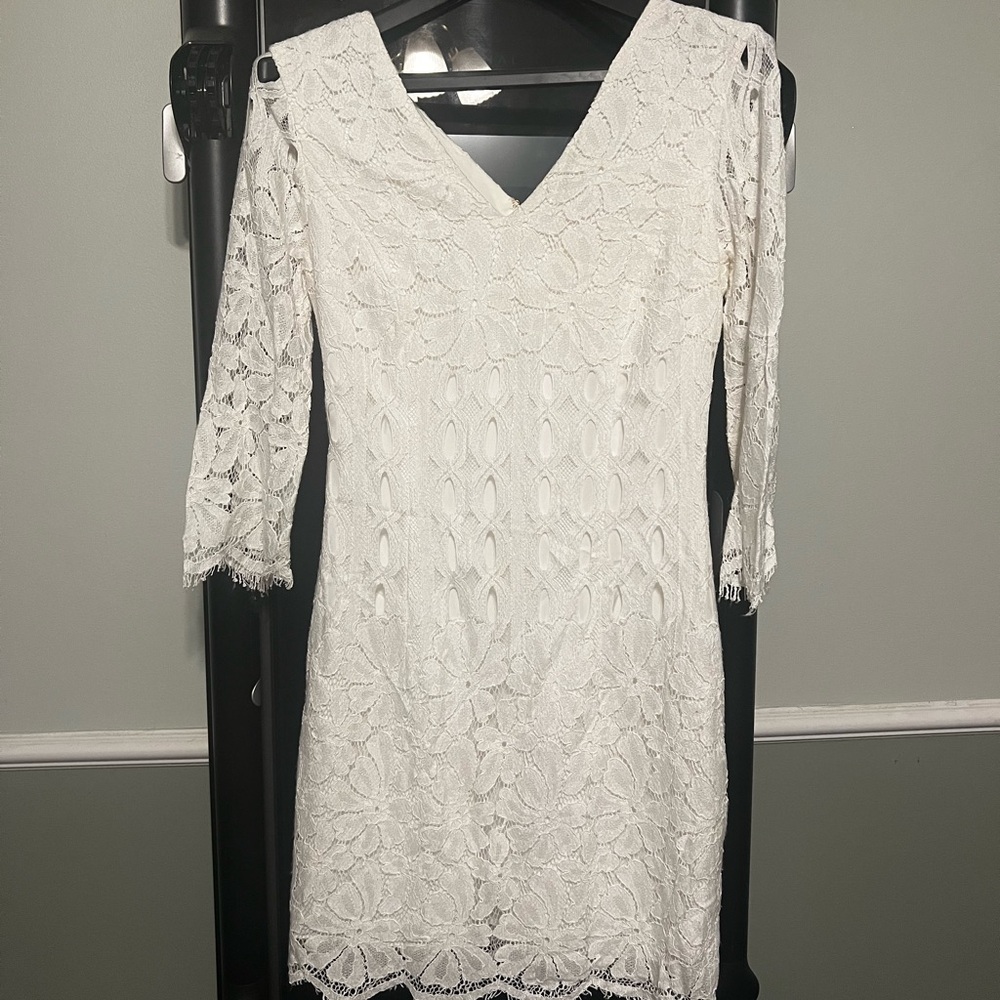 Elegant White Lace Dress